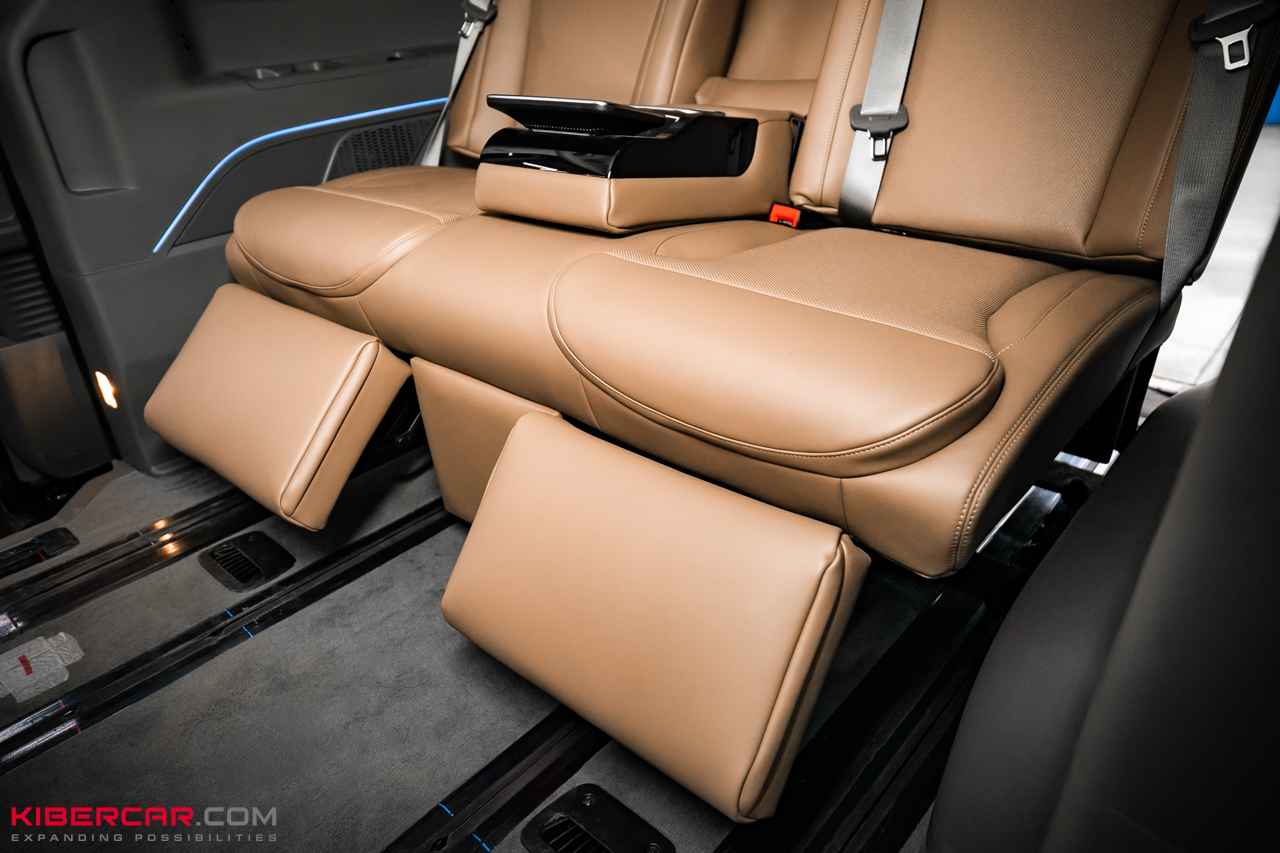 Установка многофункционального дивана и перешив на Hyundai Staria