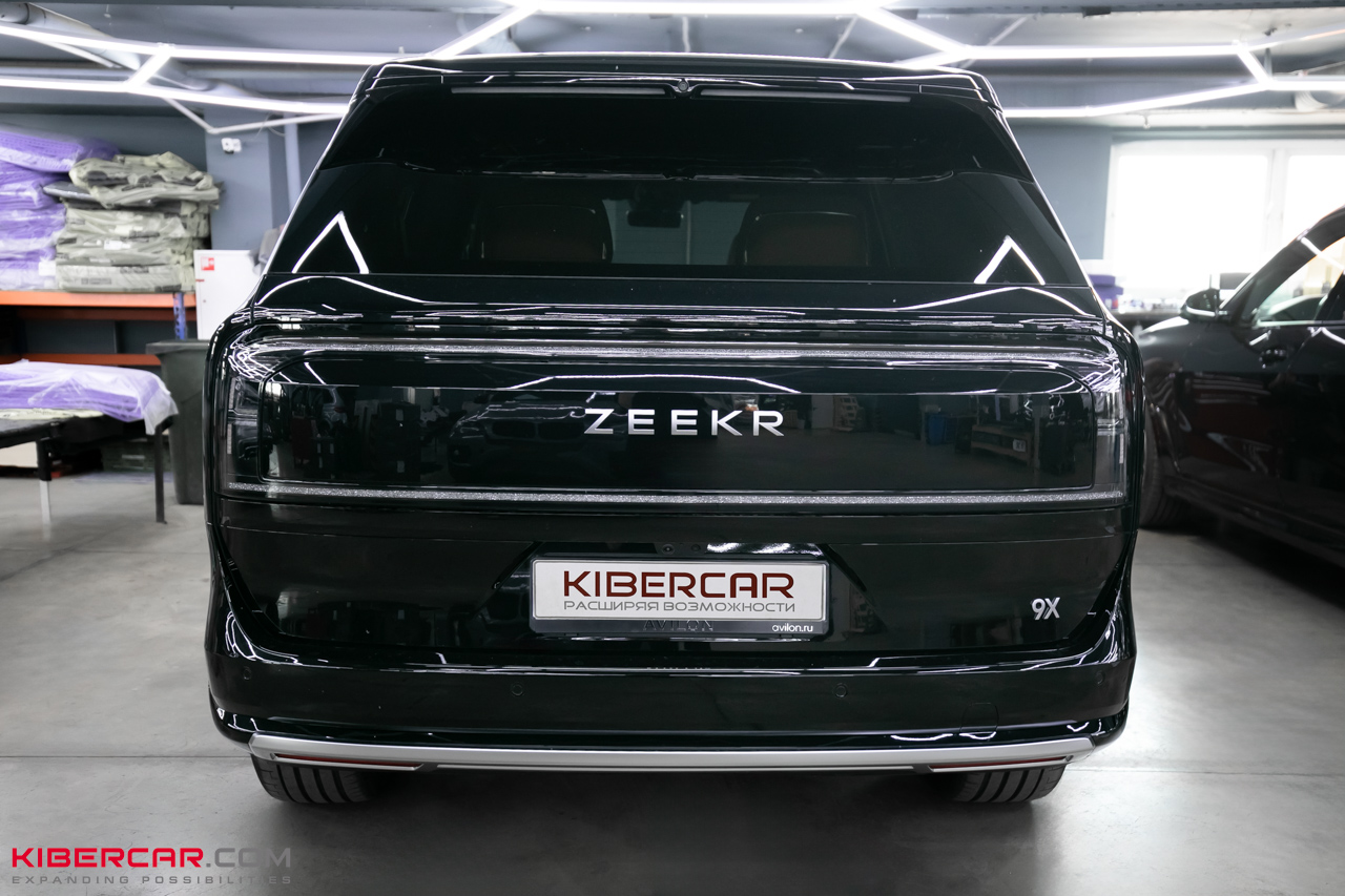 Zeekr 9X: оклейка серой полиуретановой пленкой