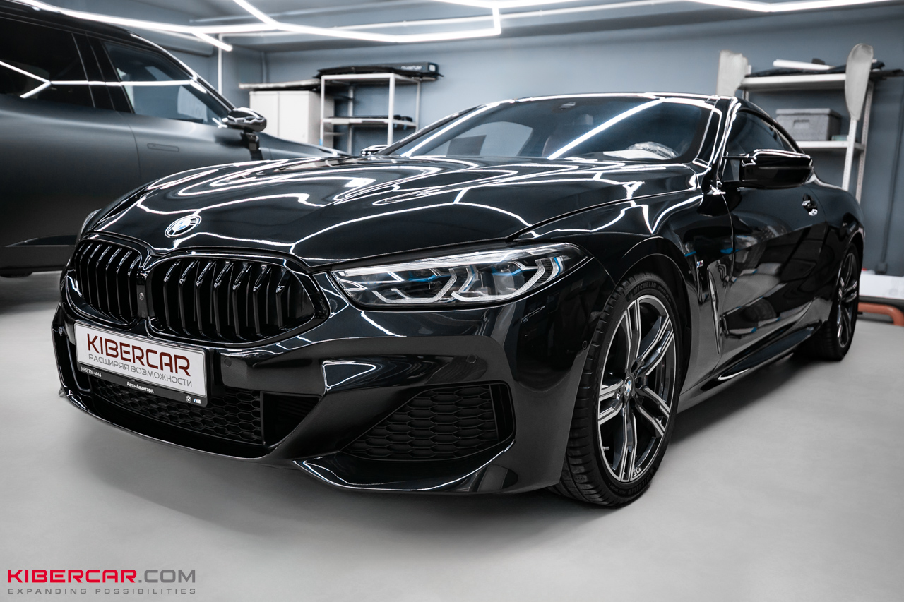 Полировка и керамическое покрытие для BMW 8: идеальный уход за черным кузовом