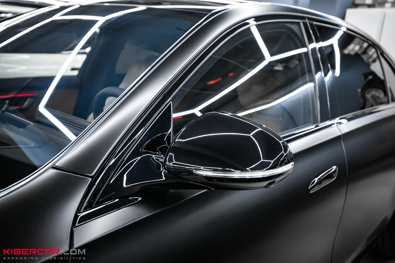Mercedes-Benz S-класс в новом образе: матовая полиуретановая пленка и керамика