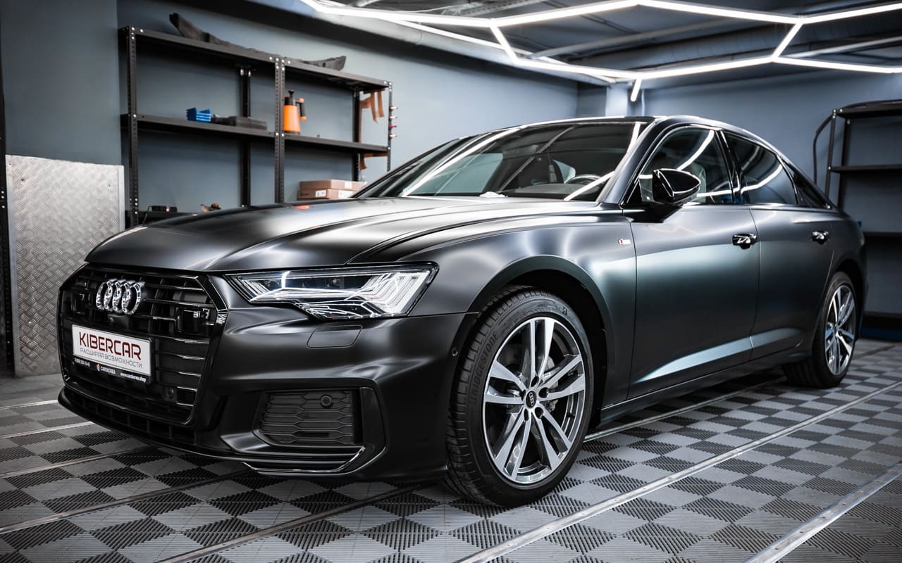 Оклейка Audi A6 полиуретановой пленкой с сатиновым эффектом
