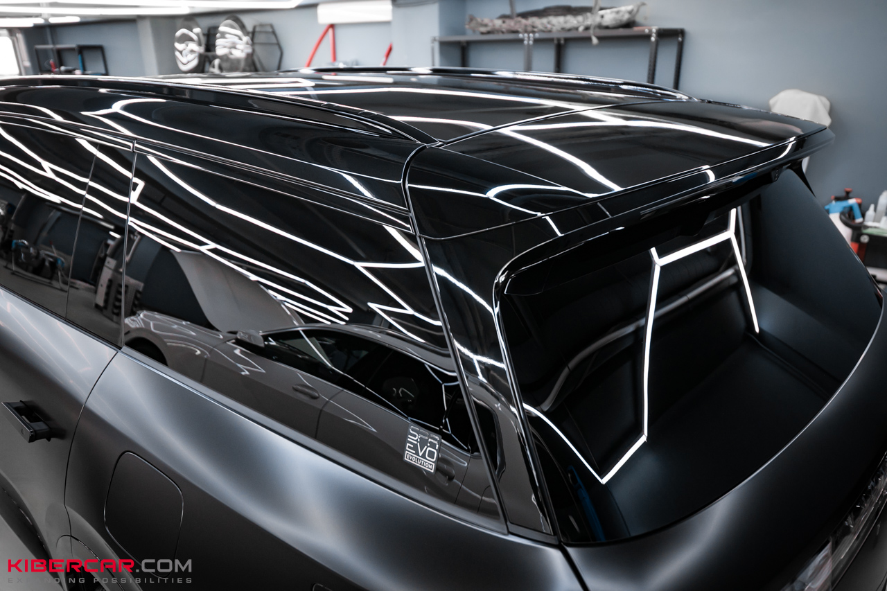 Комбинированная оклейка полиуретановой пленкой Lynk & Co 900: защита и стиль в одном проекте