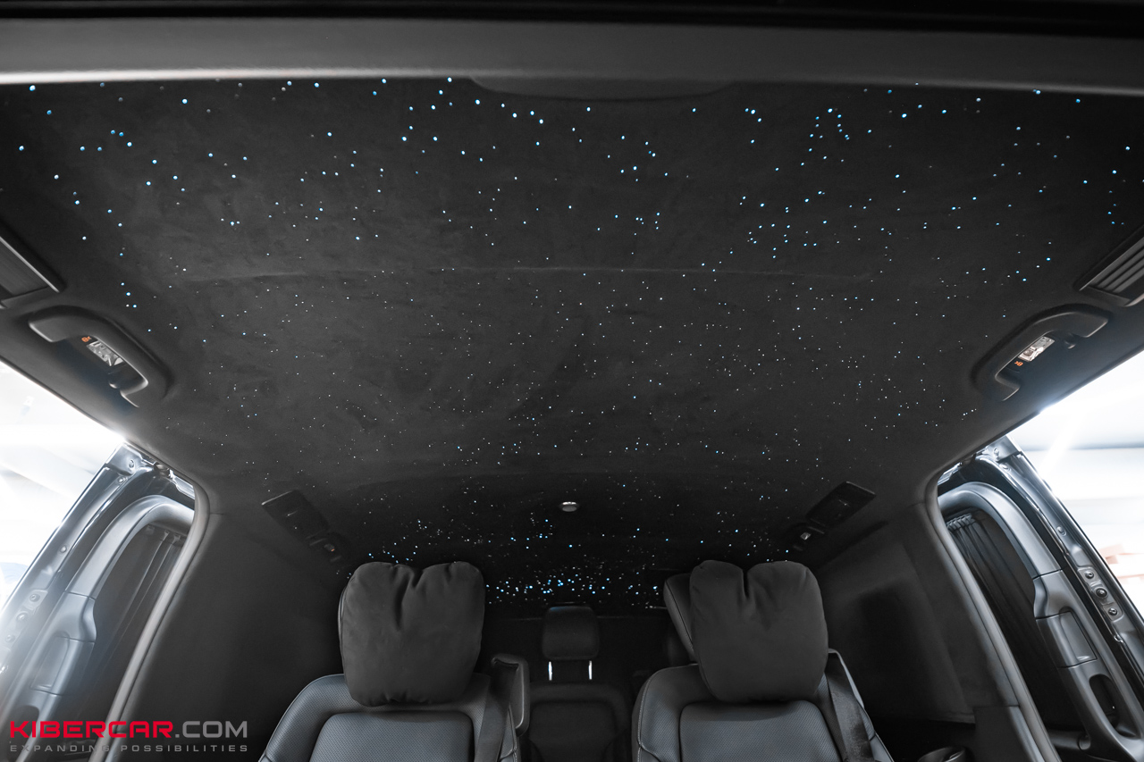 Звездное небо в Mercedes-Benz V-Класс: премиальный уют и атмосфера космоса в салоне