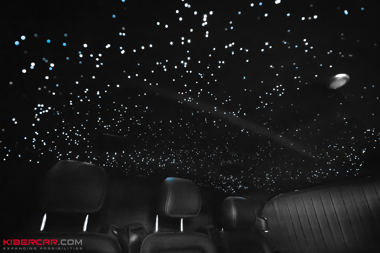 Звездное небо в Mercedes-Benz V-Класс: премиальный уют и атмосфера космоса в салоне