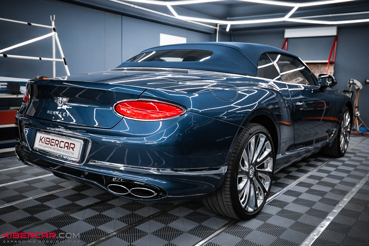 Мягкая полировка и керамическое покрытие на Bentley Continental GT