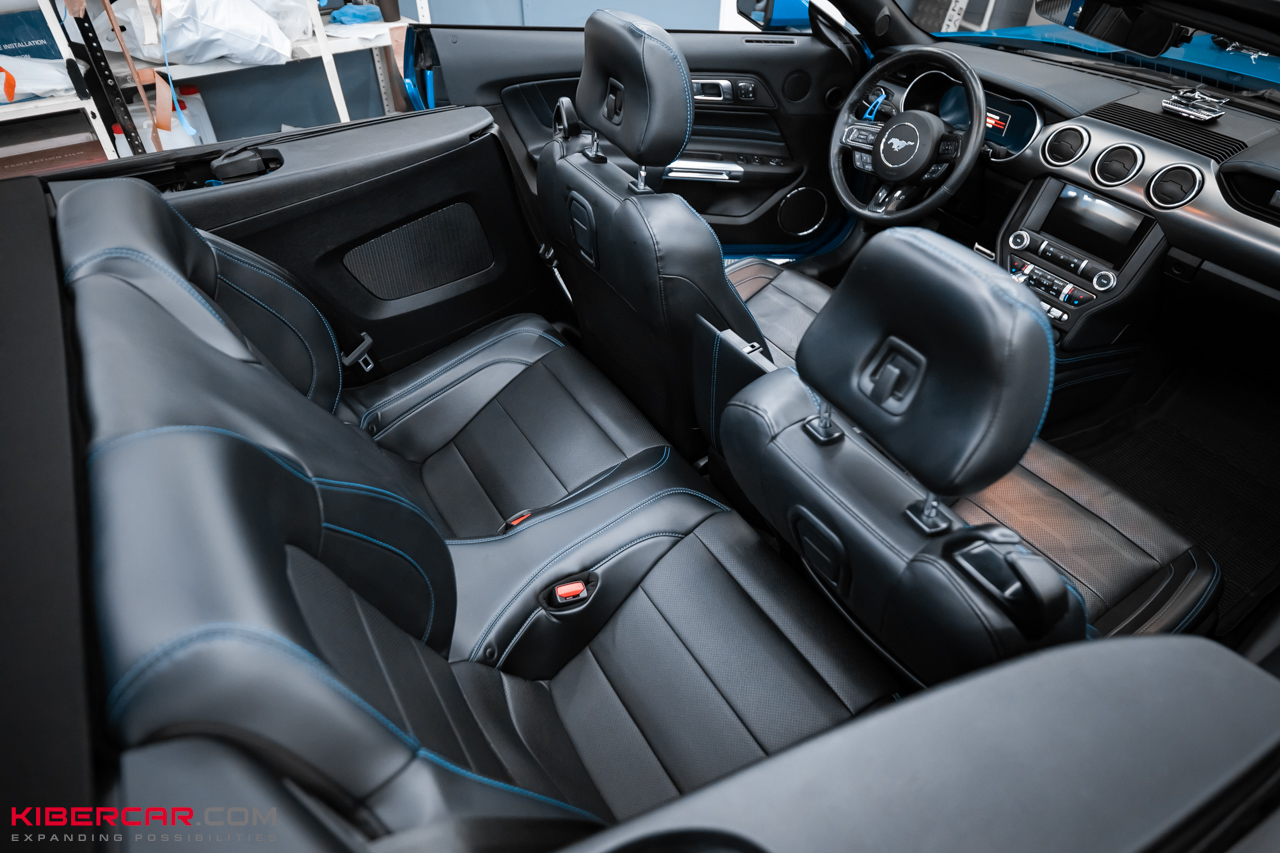Химчистка салона Ford Mustang: профессиональное удаление песка, пыли и загрязнений