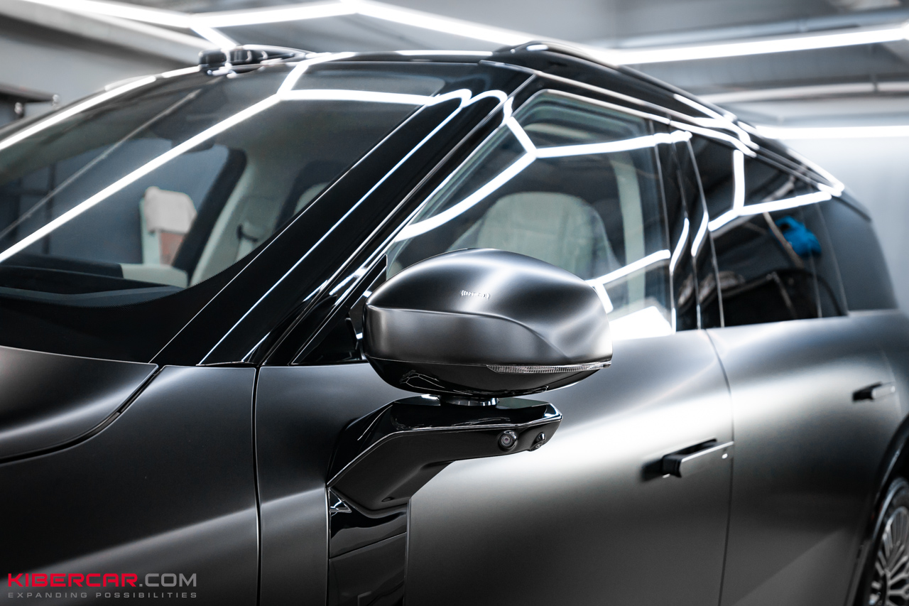 Комбинированная оклейка полиуретановой пленкой Lynk & Co 900: защита и стиль в одном проекте