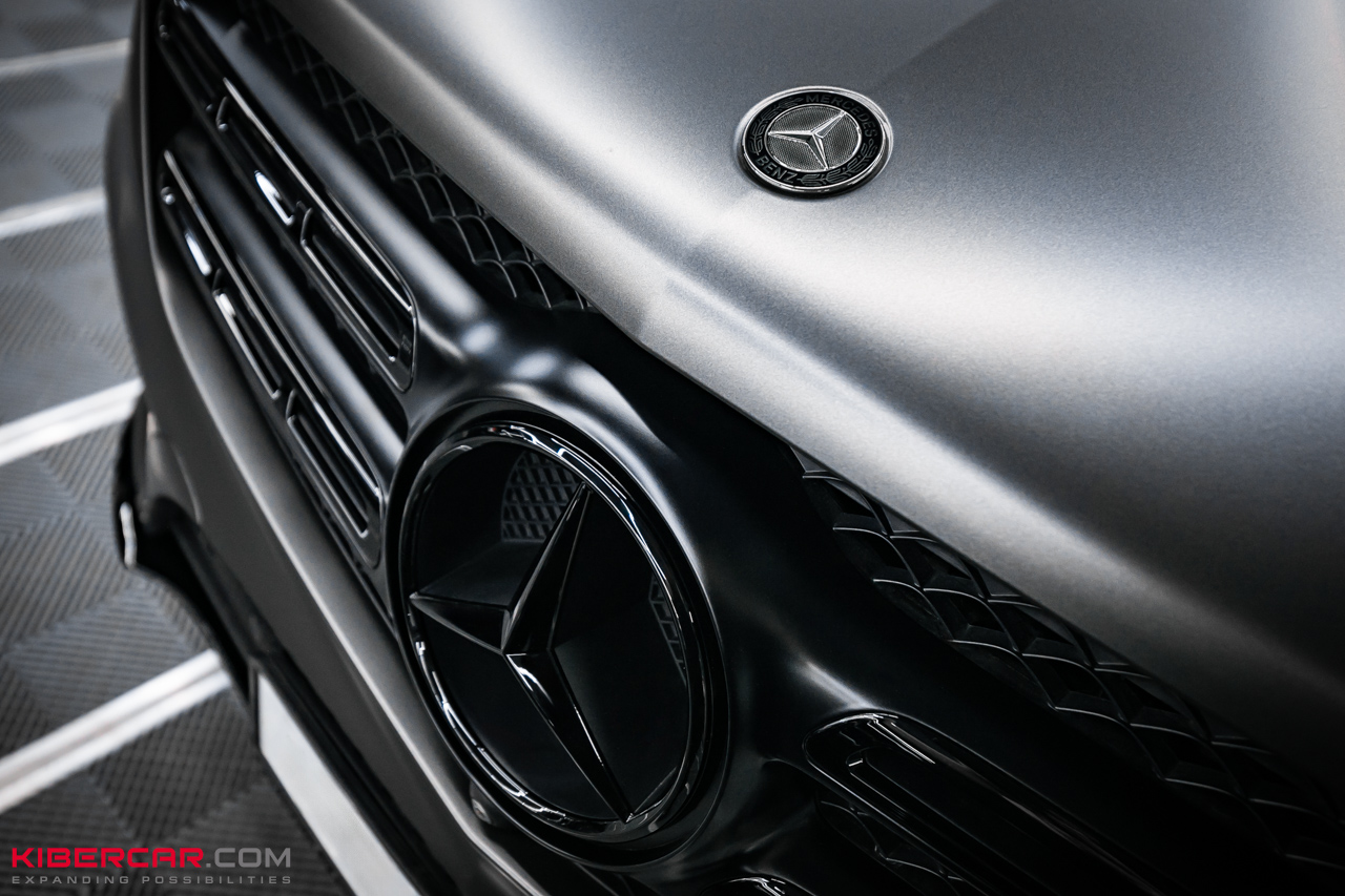 Mercedes-Benz GLS: антихром и оклейка в цветную матовую полиуретановую пленку