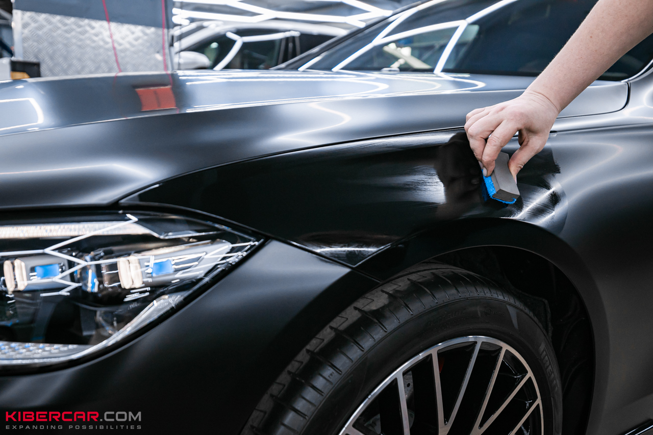 Mercedes-Benz S-класс в новом образе: матовая полиуретановая пленка и керамика