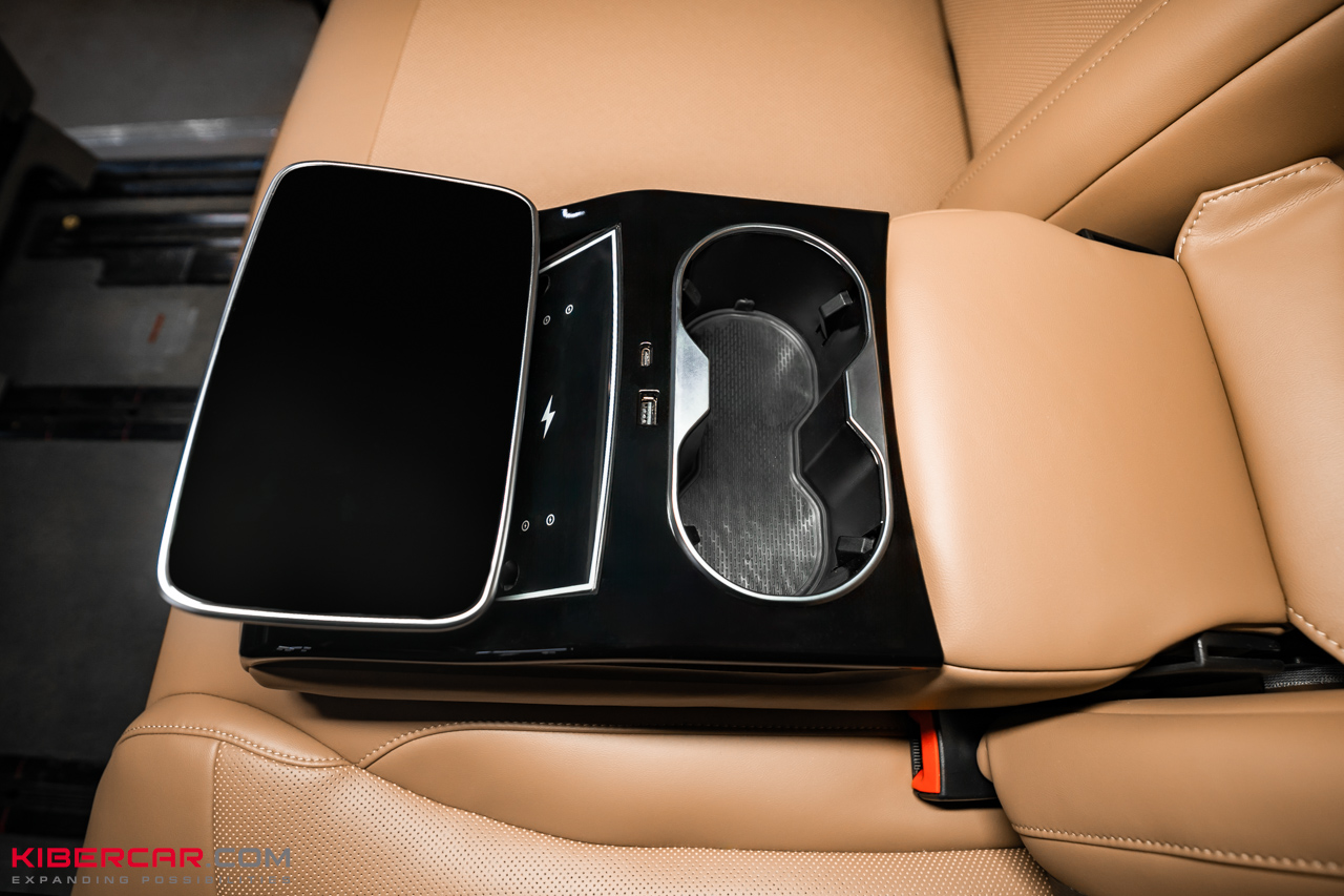 Установка многофункционального дивана и перешив на Hyundai Staria