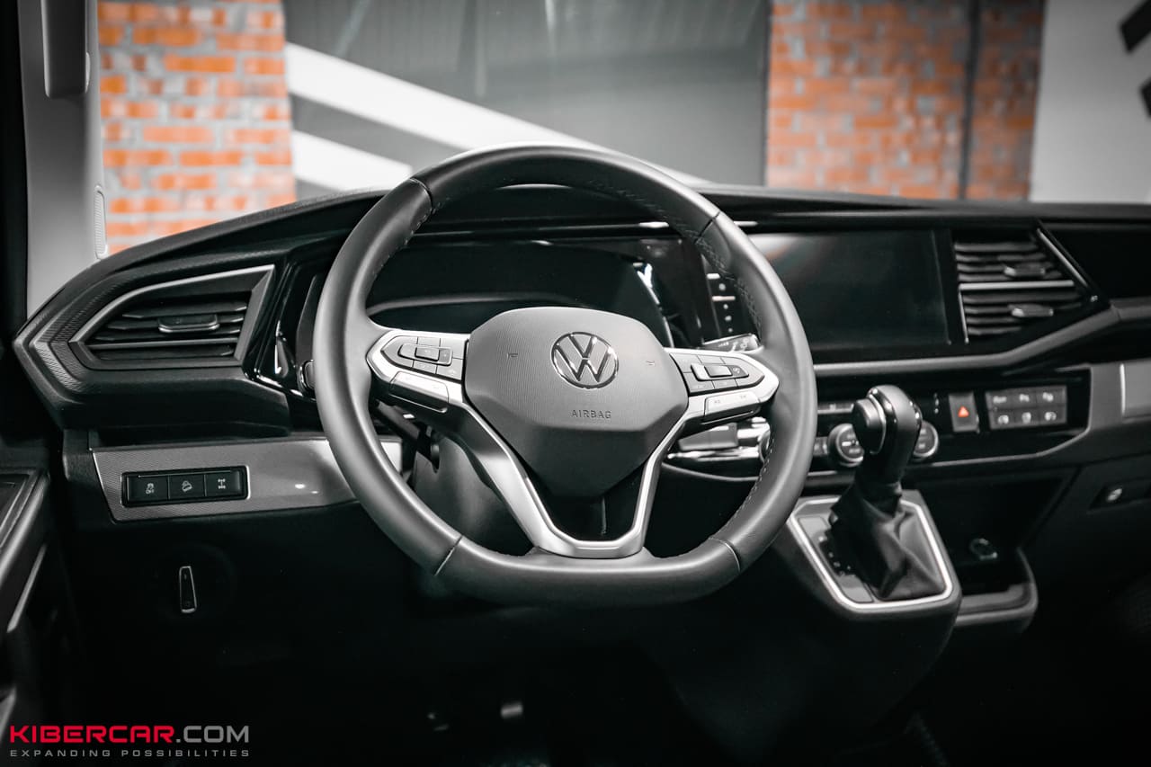 Перешив салона и руля Volkswagen Multivan: комфорт, стиль и новая конфигурация интерьера