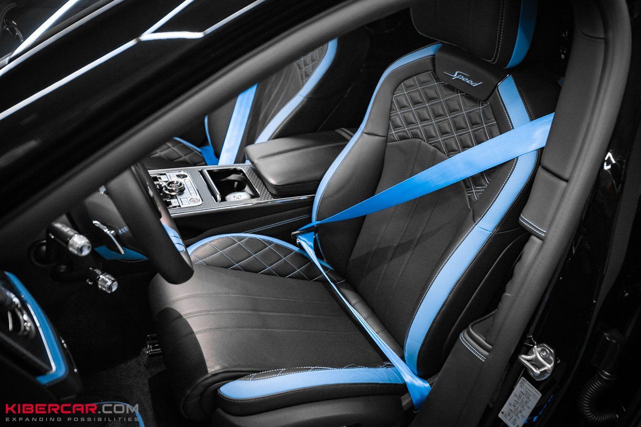 Цветные ремни безопасности в Bentley Flying Spur: продолжение индивидуального стиля