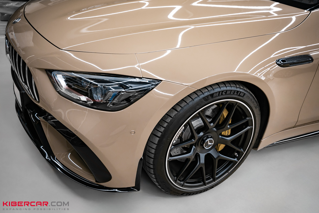 Mercedes-Benz AMG GT: оклейка в цветную полиуретановую пленку