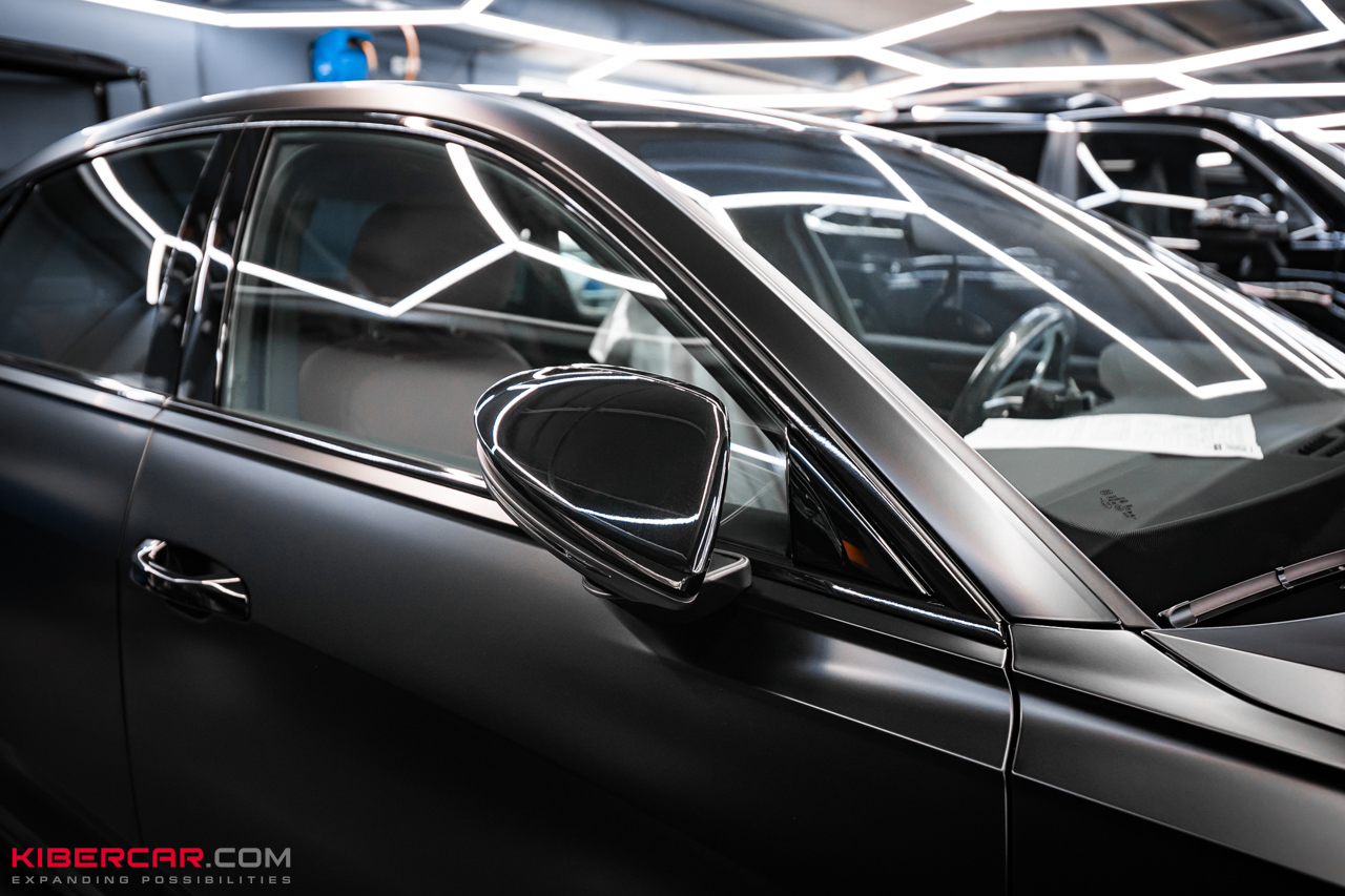 Оклейка Audi A6 полиуретановой пленкой с сатиновым эффектом