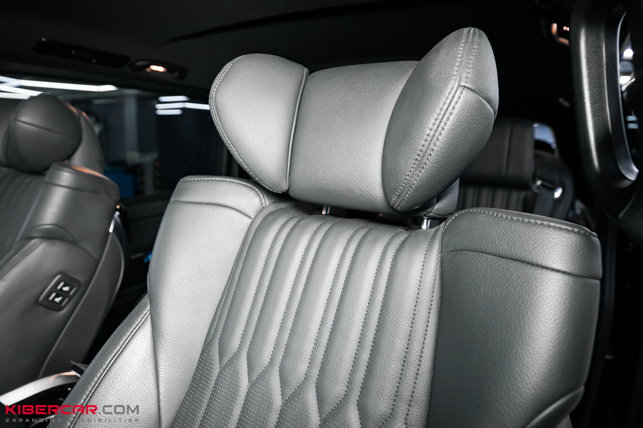 Установка многофункциональных кресел в Mercedes-Benz V-Class Long 2021 года