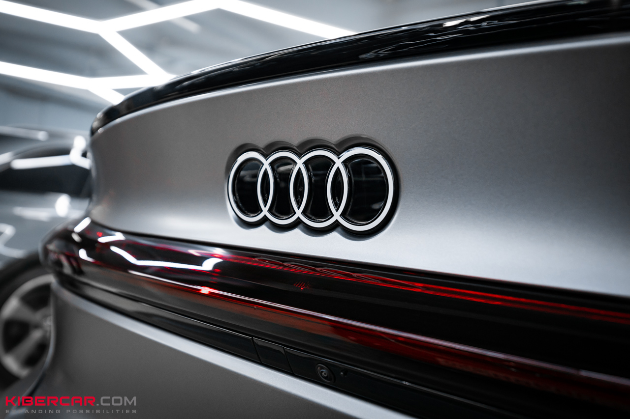 Оклейка Audi A5 в матовую полиуретановую пленку