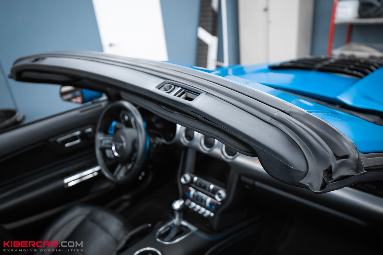 Химчистка салона Ford Mustang: профессиональное удаление песка, пыли и загрязнений