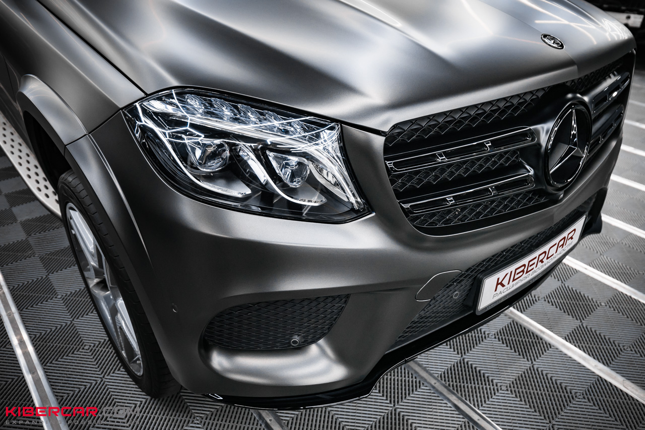 Mercedes-Benz GLS: антихром и оклейка в цветную матовую полиуретановую пленку