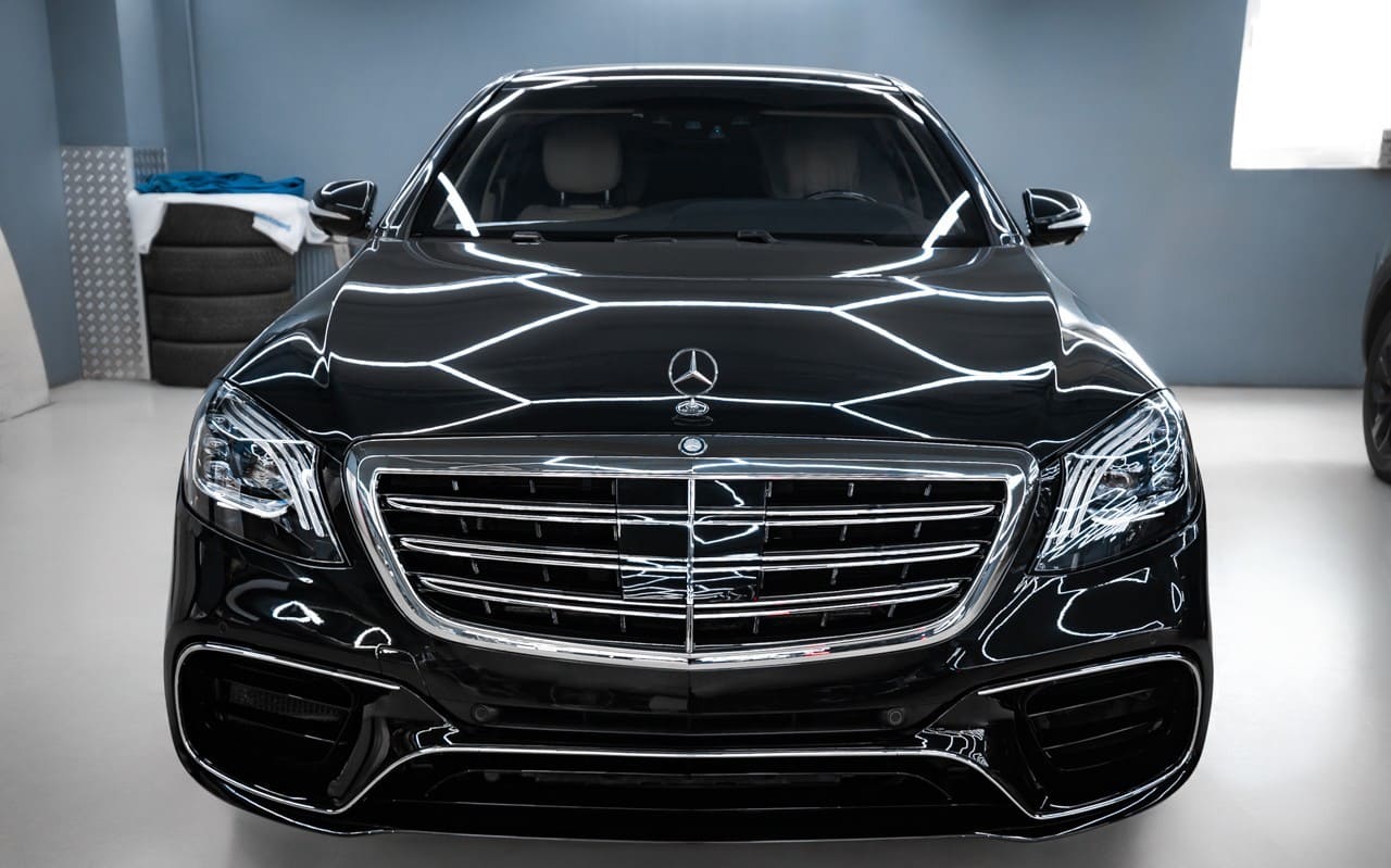 Установка обвеса и замена фар на Mercedes-Benz S-Класс W222