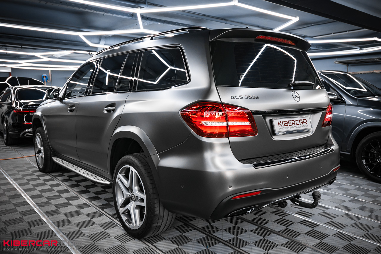 Mercedes-Benz GLS: антихром и оклейка в цветную матовую полиуретановую пленку