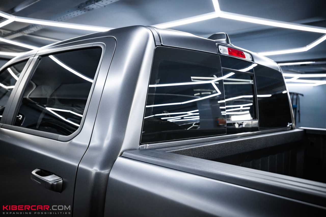 RAM 1500: оклейка матовой полиуретановой пленкой и нанесение керамического покрытия