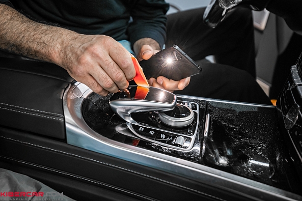 Оклейка декоративных элементов салона