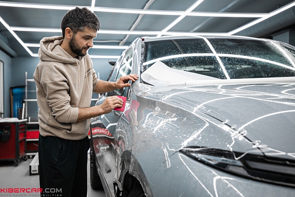 Оклейка защитной пленкой