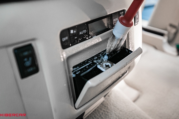 Детейлинг: уход и химчистка