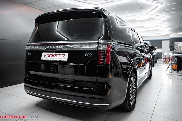 Оклейка защитной пленкой