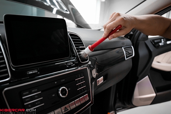 Детейлинг: уход и химчистка