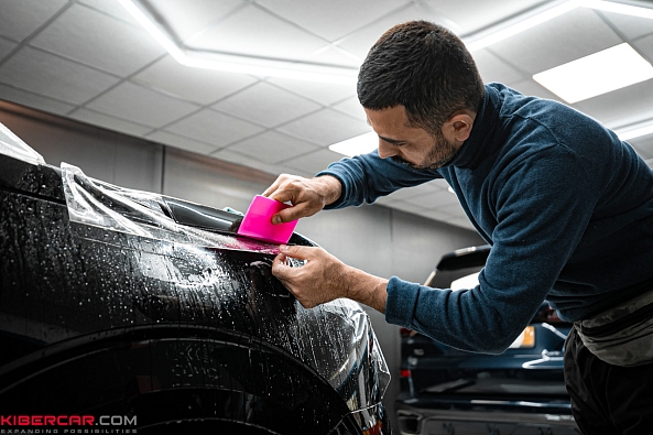 Оклейка защитной пленкой