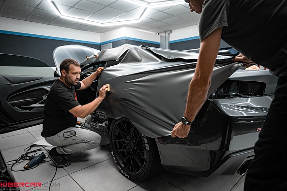 Оклейка виниловой пленкой